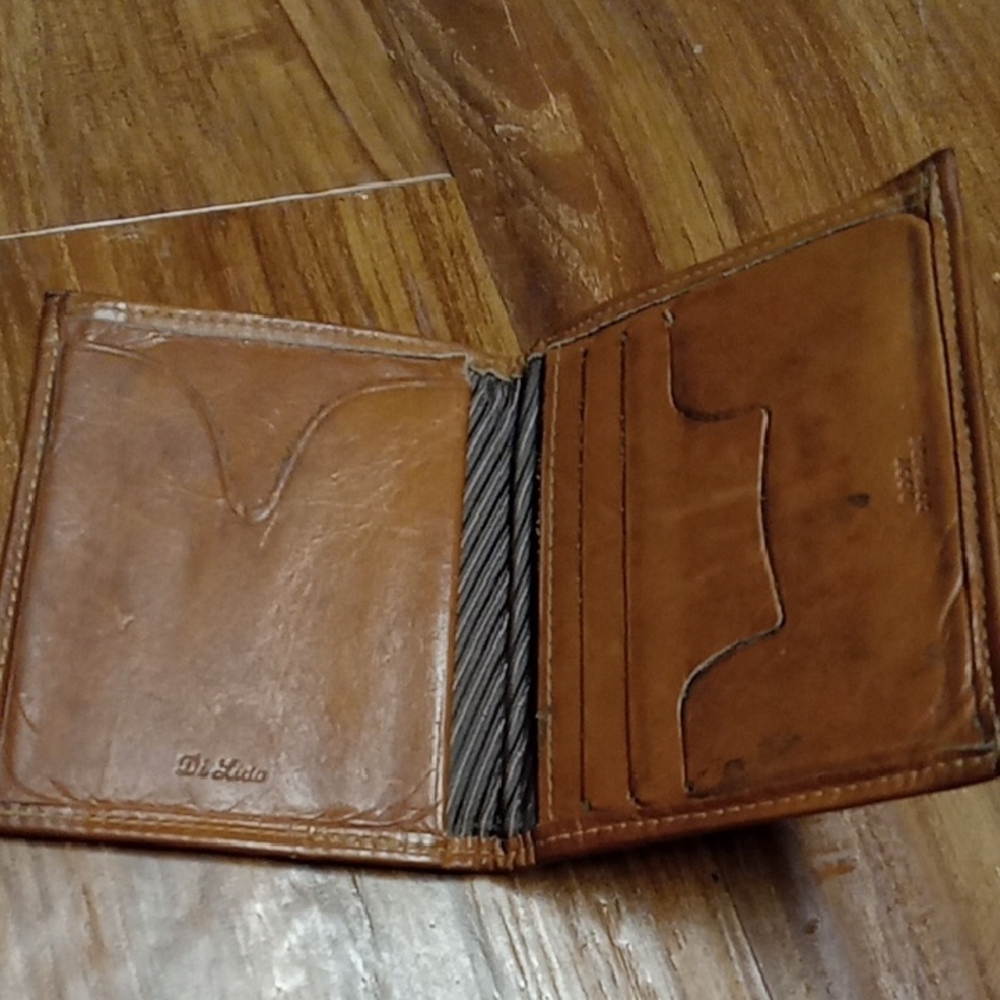 Brown Key and Card Holder with Smooth Leather Finish